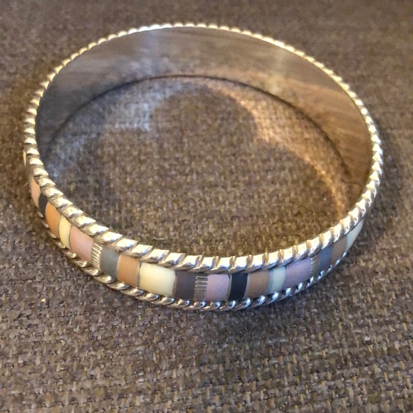 Bangle bracelet - Picture 2 of 3